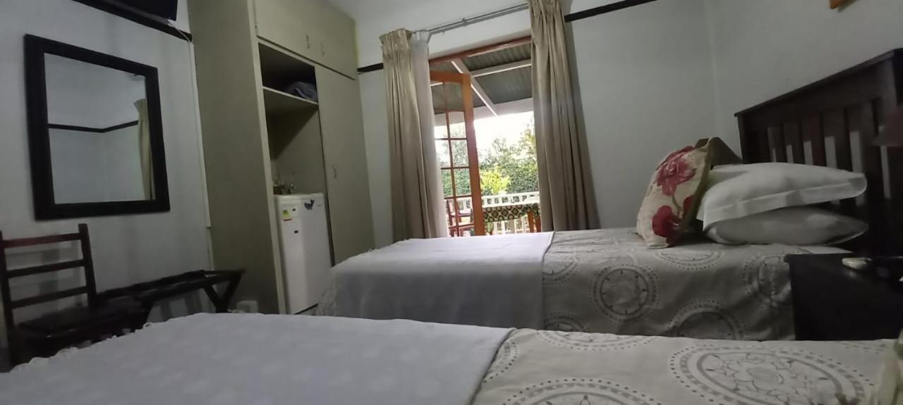 Beit Shalom Before Known As Best Little Guesthouse Oudtshoorn Εξωτερικό φωτογραφία