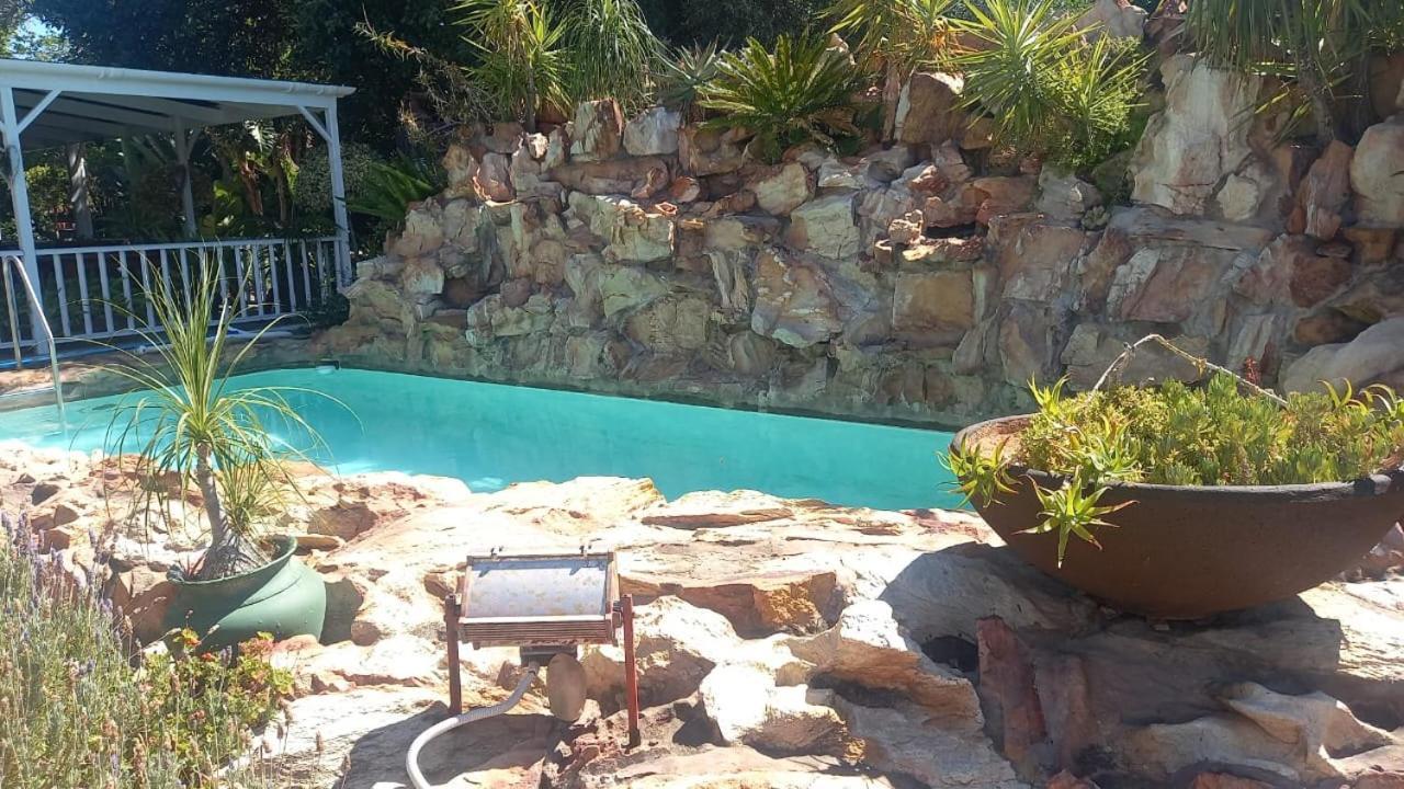 Beit Shalom Before Known As Best Little Guesthouse Oudtshoorn Εξωτερικό φωτογραφία